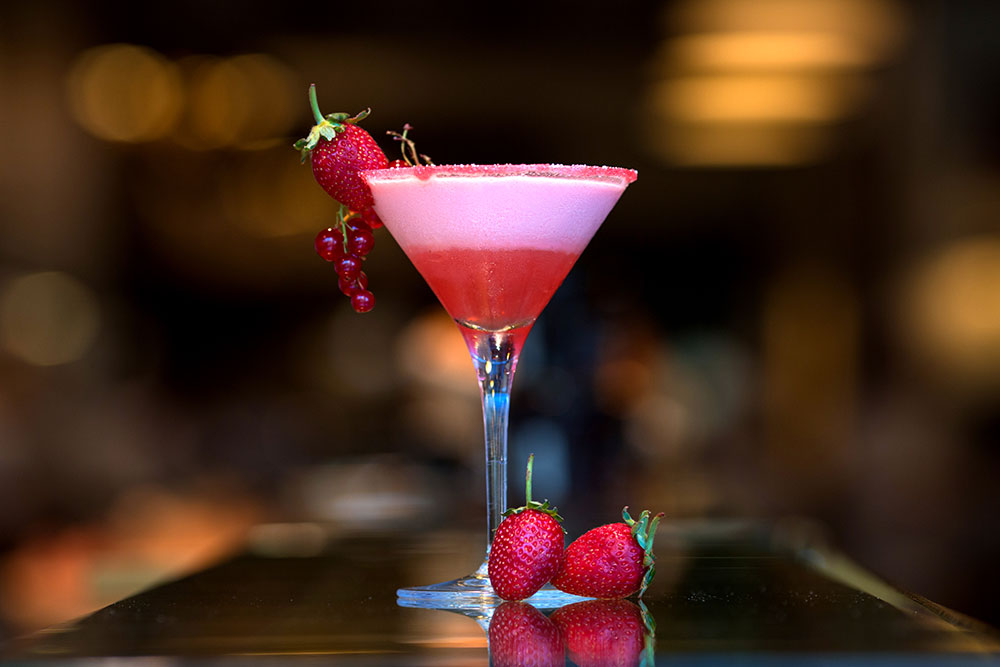 fruit-cocktail-with-fresh-strawberry